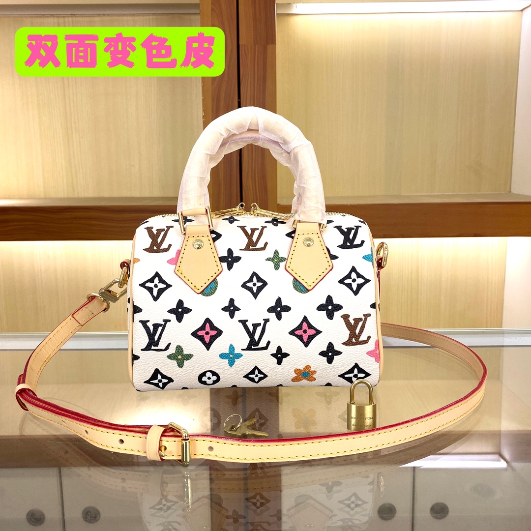 LV bag 756